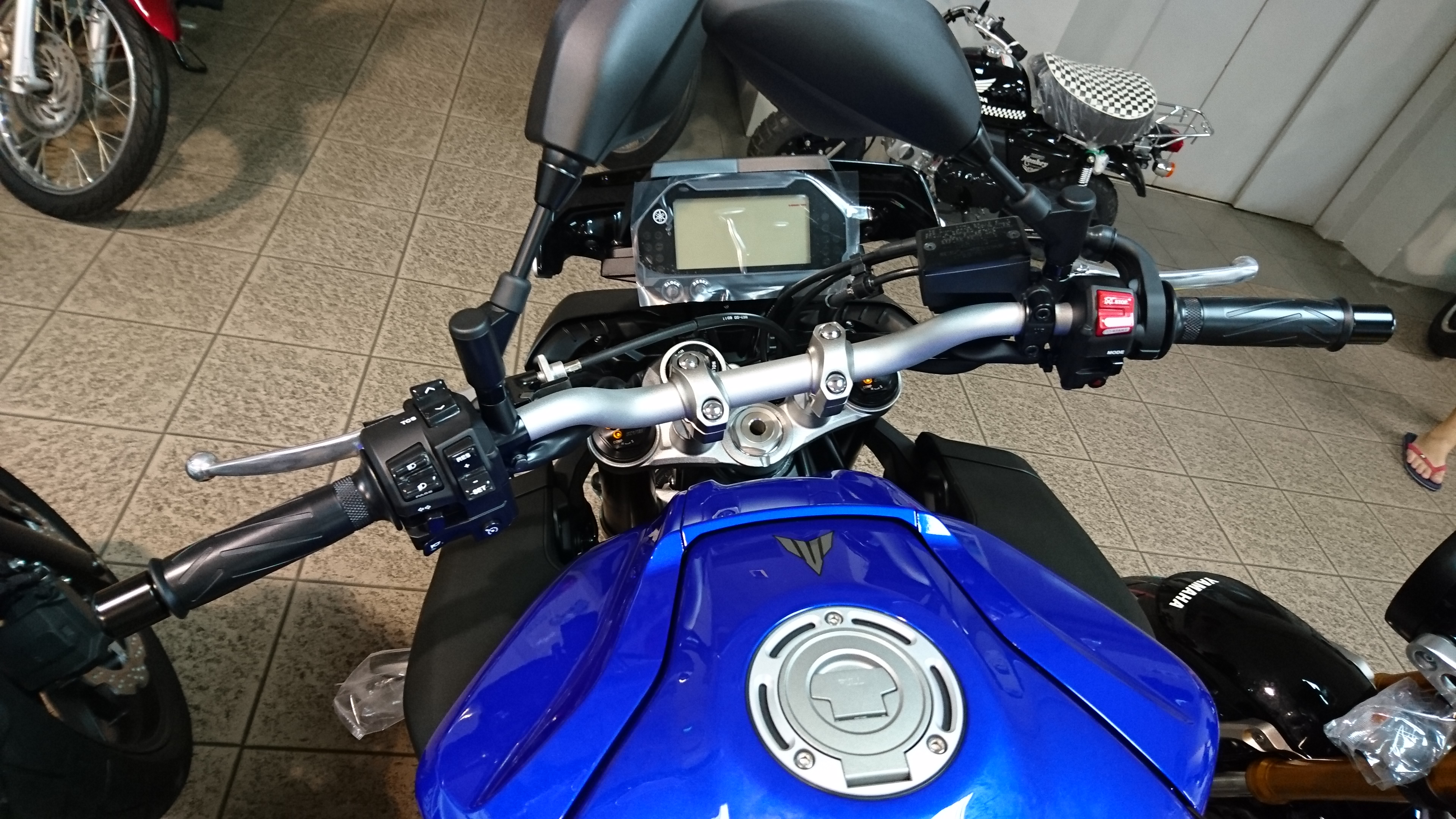 Yamaha MT10 Instrument Cluster and Speedometer